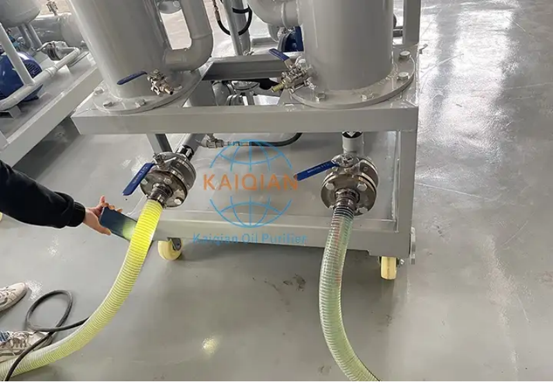 濾油機(jī)進(jìn)出口油對比